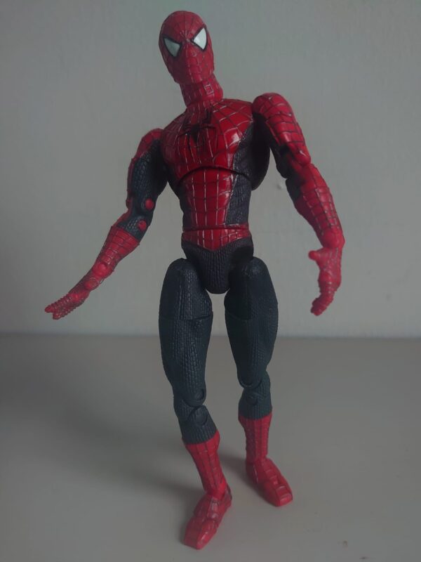 Toybiz , Toby Maguire movie Spiderman Action Figure 2003 - Image 4