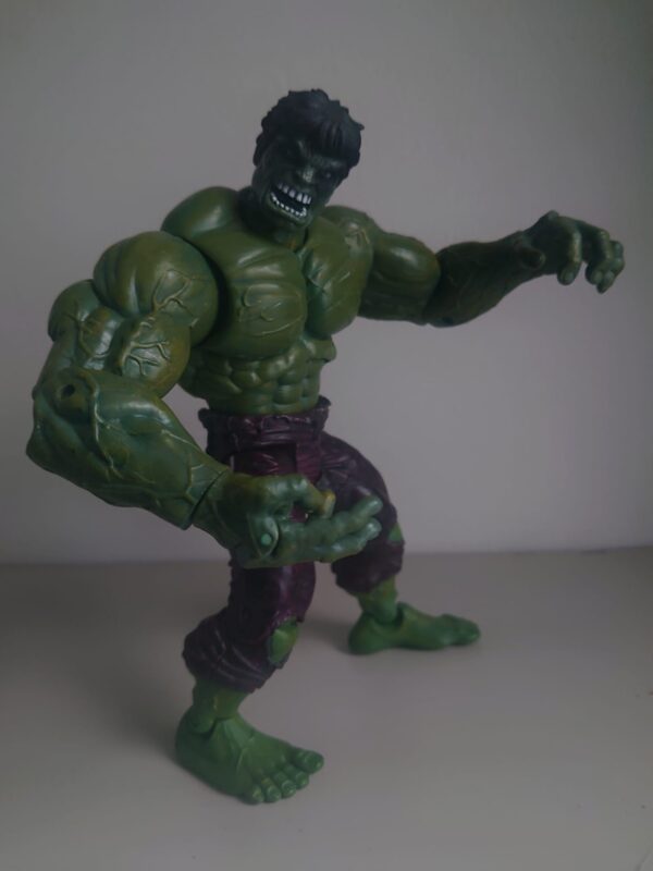 Toybiz The Incredible Hulk Action Figure 2002 - Image 2