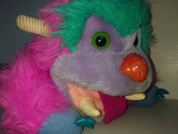 Amtoy My Pet Monster Wogster 1986 Missing Cuffs - Image 4